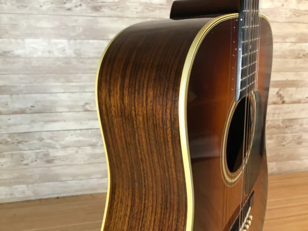 Martin D-28 1975 Sunburst Used