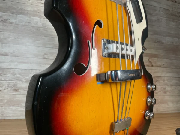 Vox V250 Violin Semihollow Bass