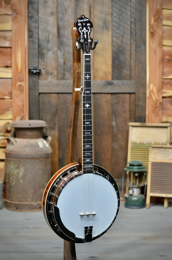 Gold Tone Mastertone™ OB-3 “Twanger” 5-String Bluegrass Banjo With Case